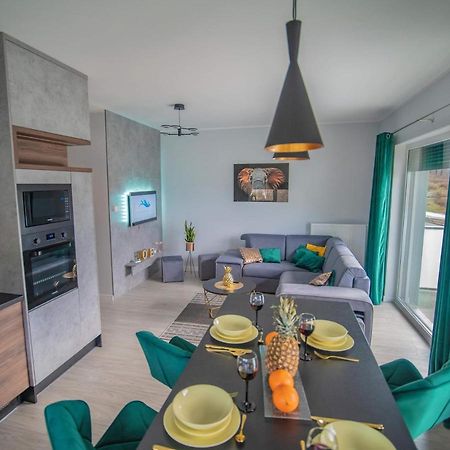 Apartament W Cieplicach Deluxe Jelenia Góra Exterior foto